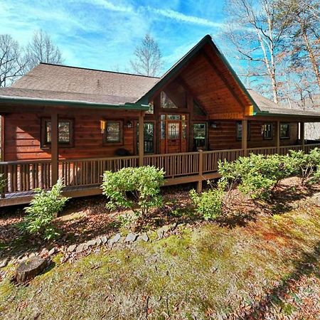 Cozy Creekfront Family Cabin-Pet Friendly -Gamerm-Hot Tub Hiawassee Exterior photo