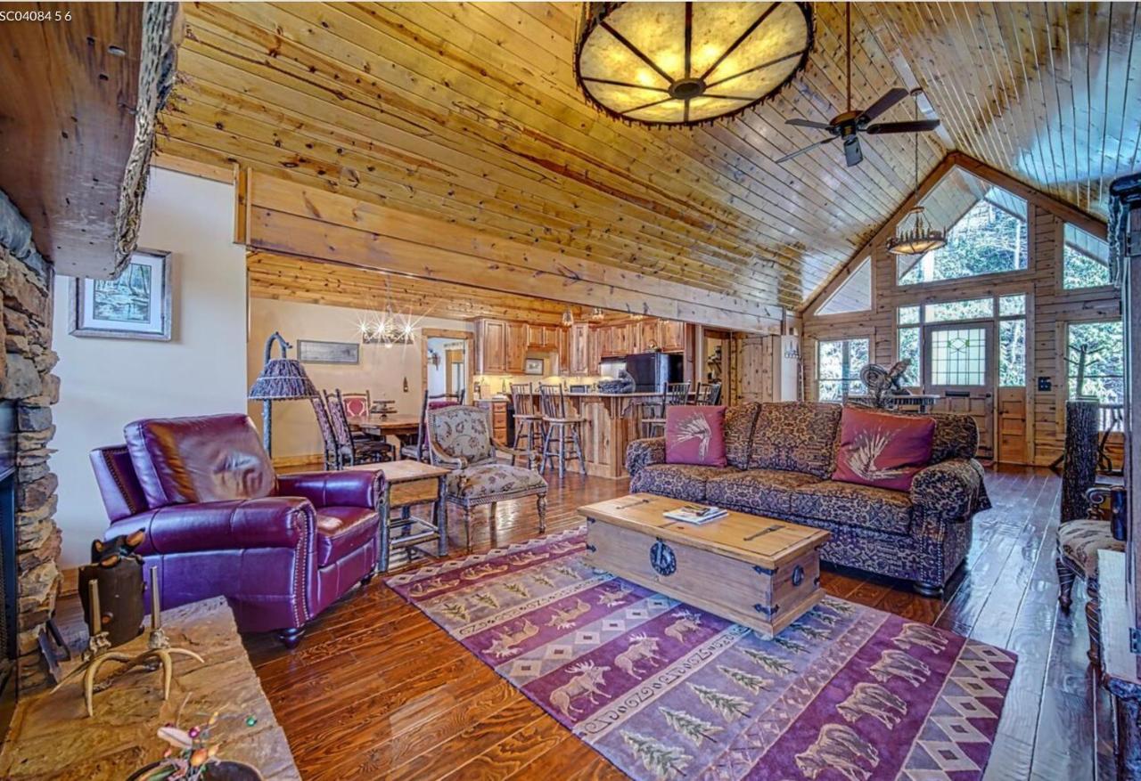 Cozy Creekfront Family Cabin-Pet Friendly -Gamerm-Hot Tub Hiawassee Exterior photo