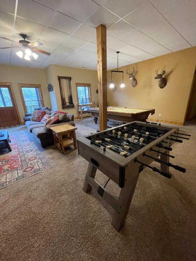 Cozy Creekfront Family Cabin-Pet Friendly -Gamerm-Hot Tub Hiawassee Exterior photo